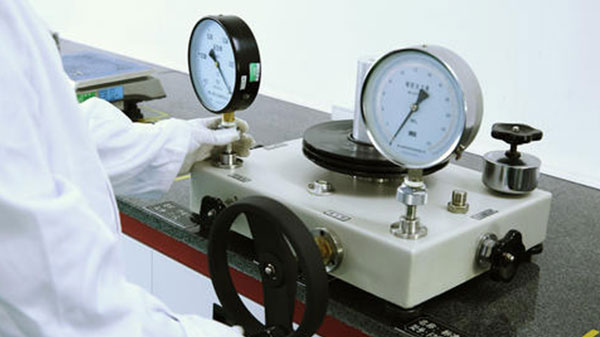 公路工程儀器設(shè)備校準(zhǔn)