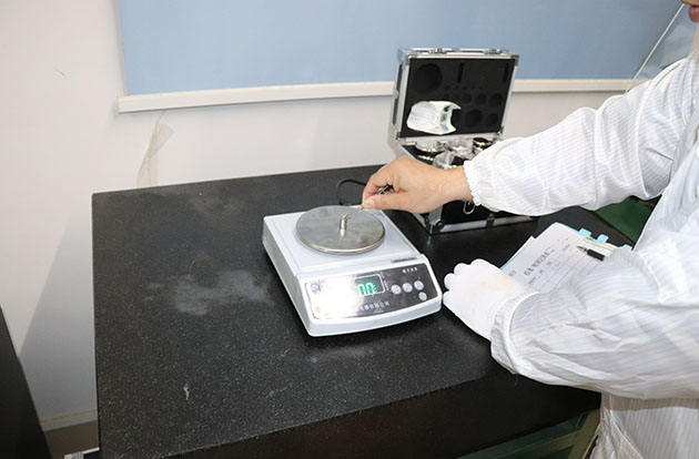 電子天平校準(zhǔn)選擇多大的砝碼合適