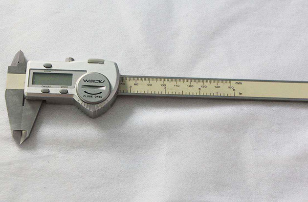 數(shù)顯卡尺校準(zhǔn)方法