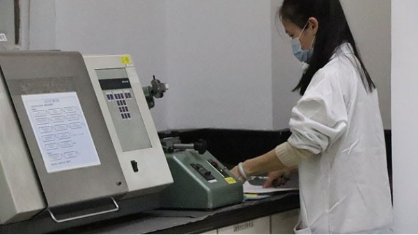 儀器校準現(xiàn)場用手寫記錄還是電子記錄